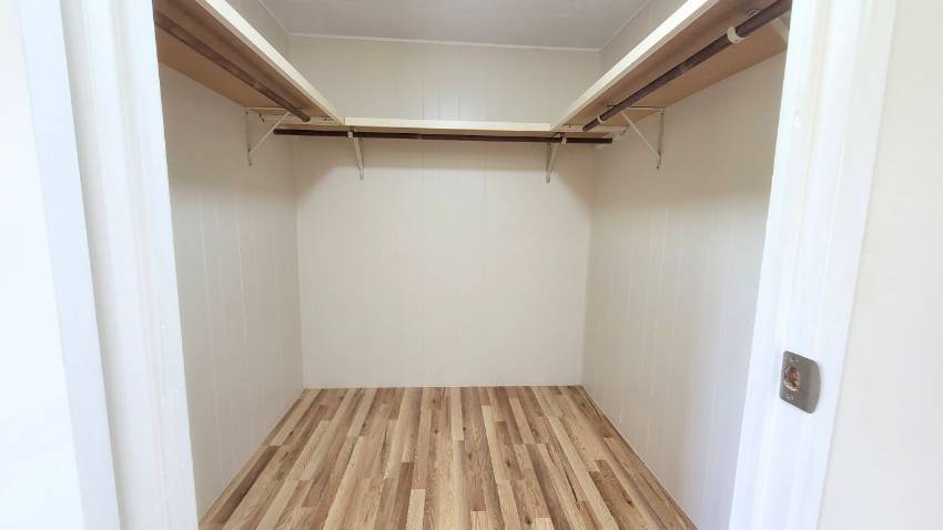 134 Baywood Dr. a Dundee, FL Mobile or Manufactured Home for Sale
